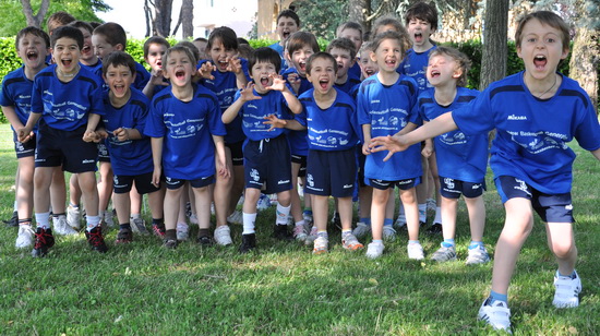 Piccoli leoni crescono
