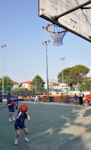 Piega le gambe e... tira!