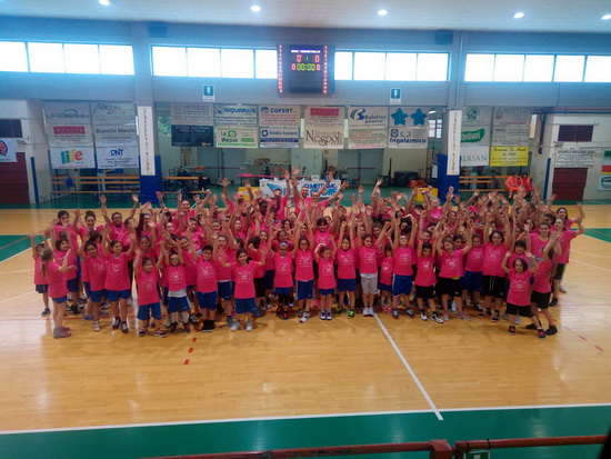 Su le mani!! Foto di gruppo!!